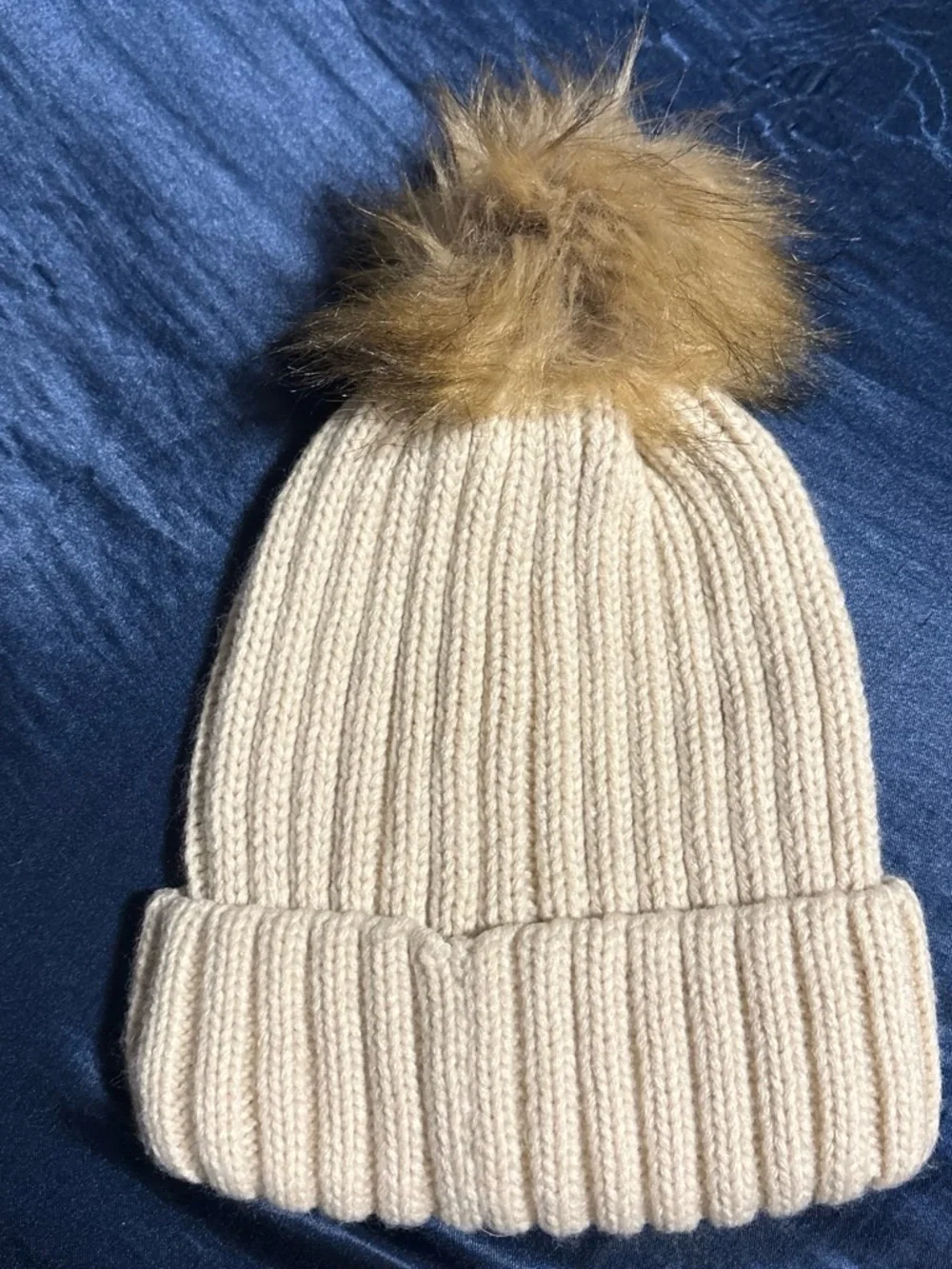 Furtalk cozy cream